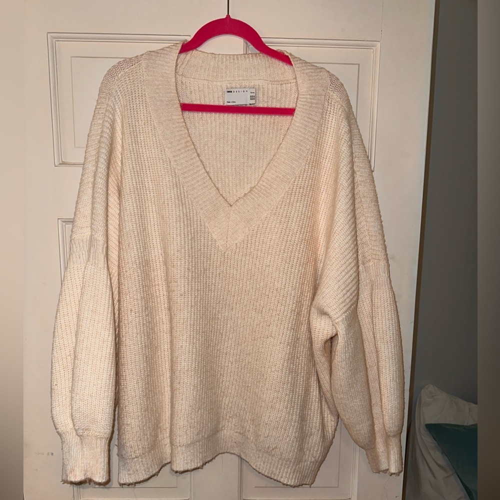 Cream sweater - Picture 2 of 5